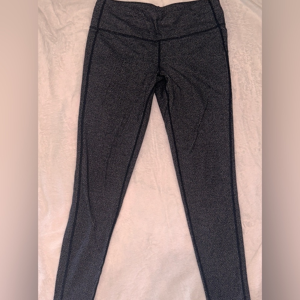 Athleta leggings size Medium